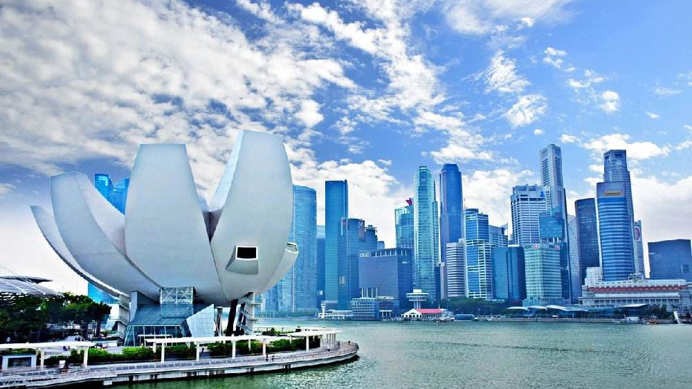 大湾区经济飞速发展，那么香港身份还有必要吗?