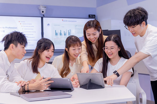 香港副学士全面解读｜落榜学子的“名校跳板”
