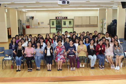 香港香港九龙塘基督教中华宣道会台山陈元喜小学收费