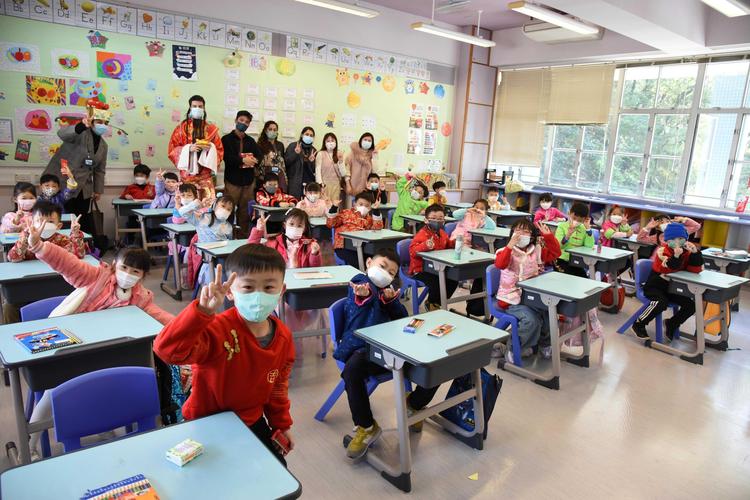 保良局梁周顺琴小学