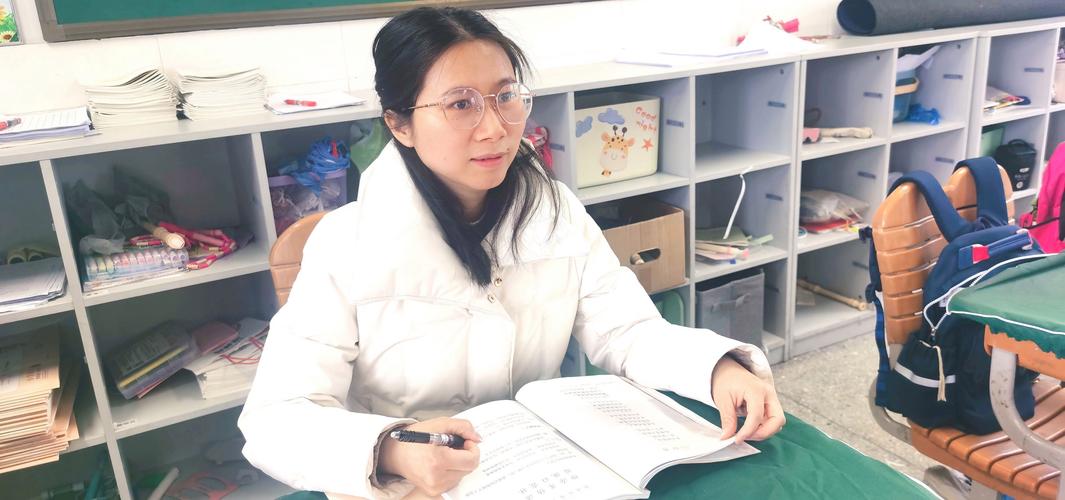 港九街坊妇女会孙方中小学