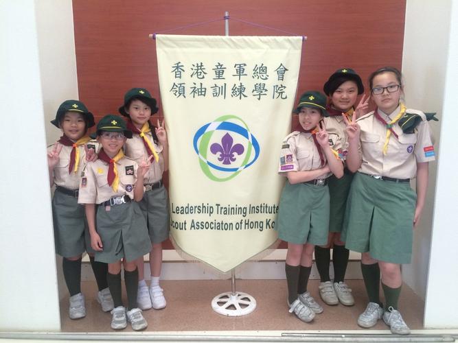 香港东莞同乡会方树泉学校收费